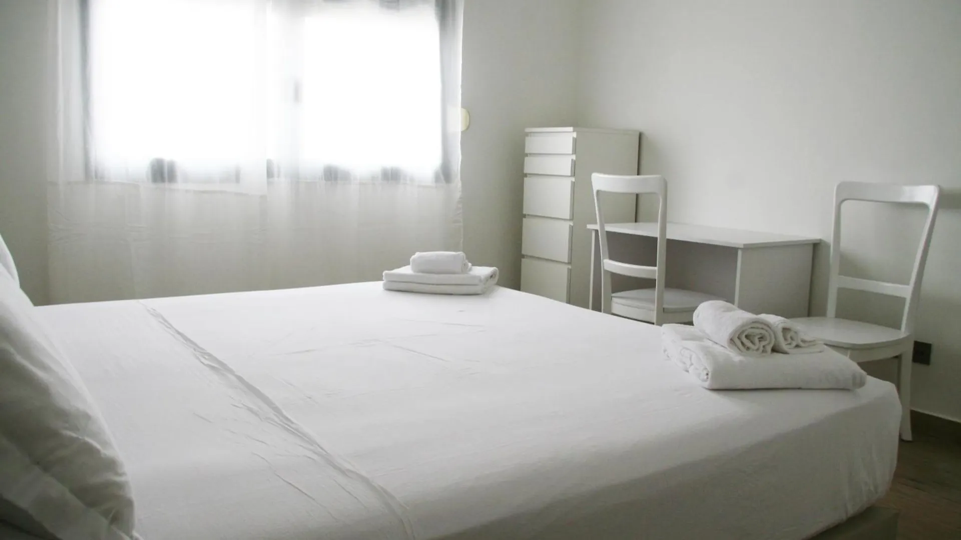 Dakar By Days - Dbd009 Appartement Anita 3 Chambres